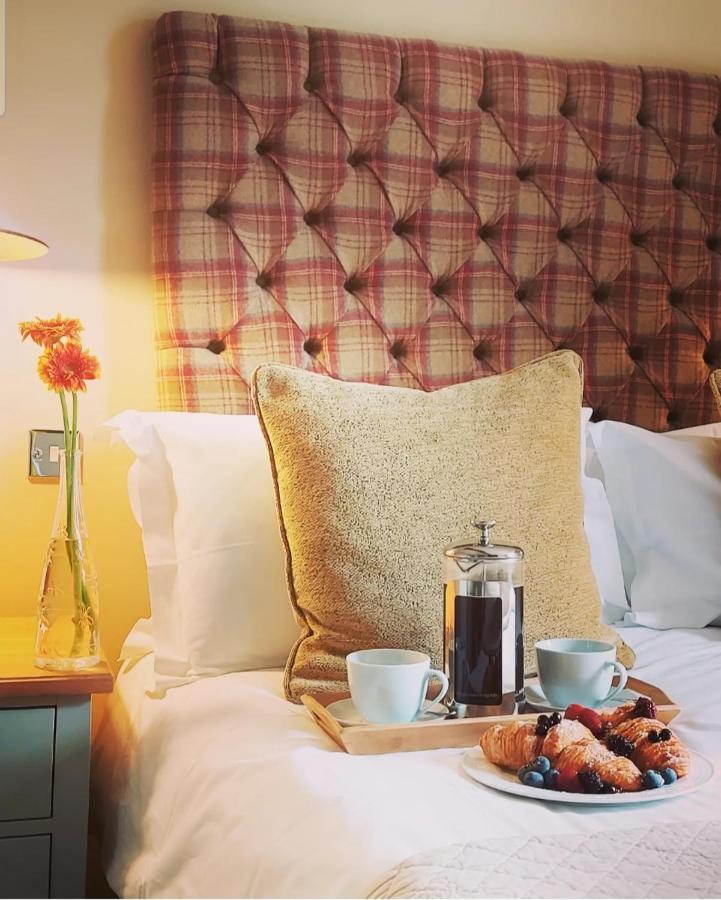 The Lansdowne Guest House Bourton-on-the-Water Екстериор снимка A room at The Old parsonage