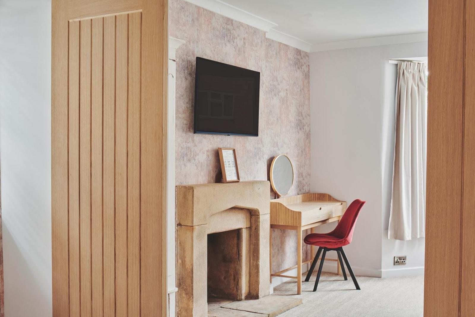 The Lansdowne Guest House Bourton-on-the-Water Екстериор снимка Interior doors